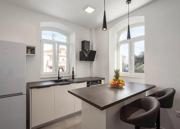 Apartament 3 Bedroom Gorgeous In *